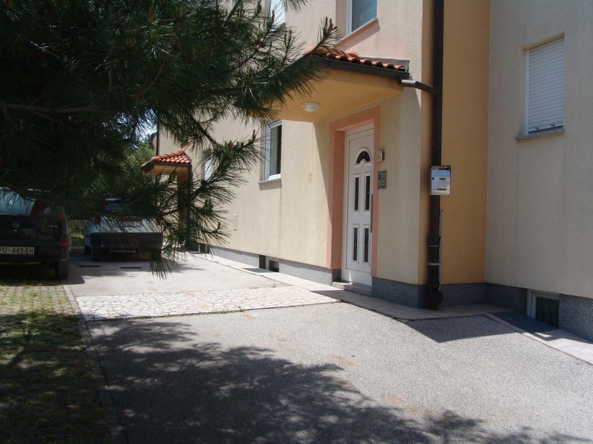 Apartment Ines Medulin Exterior photo